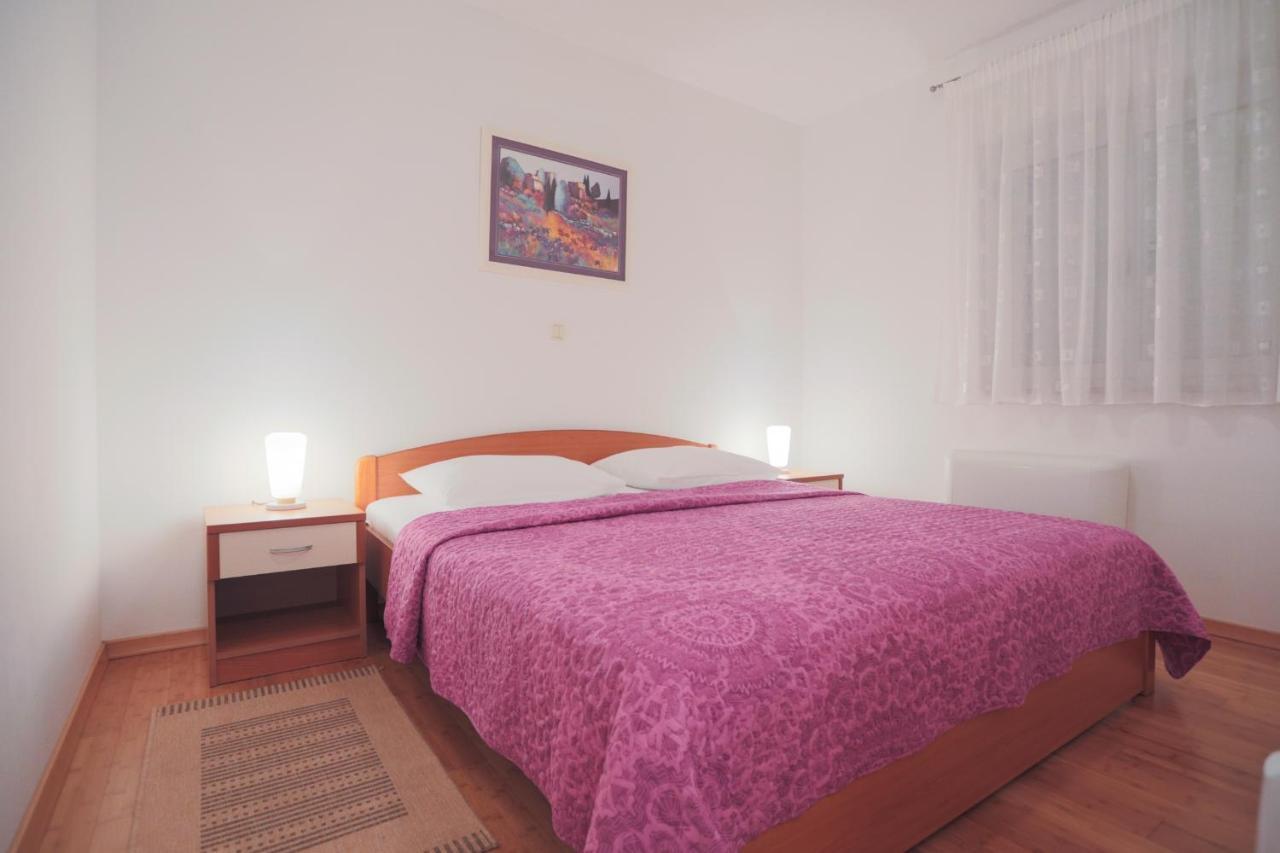 Apartments By The Sea Razanj, Rogoznica - 7484 Ngoại thất bức ảnh
